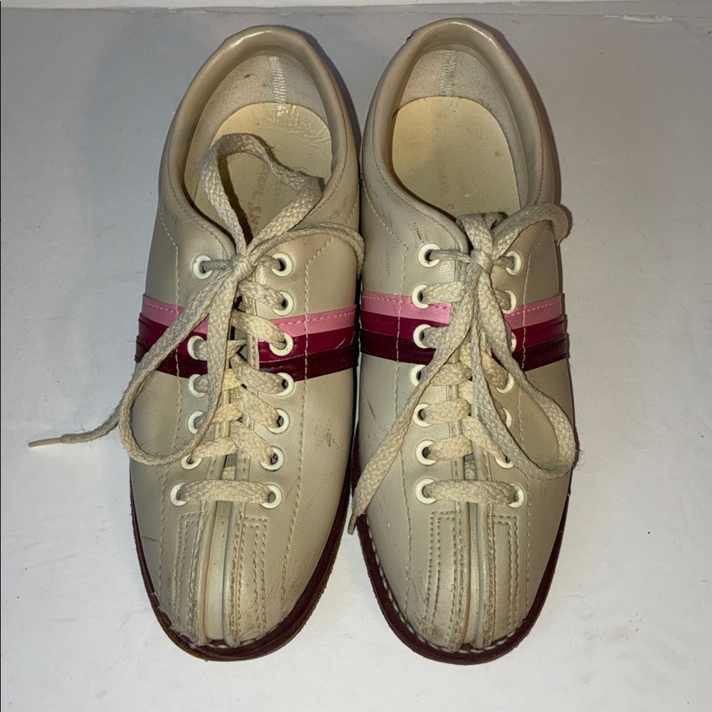 Vintage Endicott Johnson Bowling Shoes, Size 6 - Picture 1 of 10